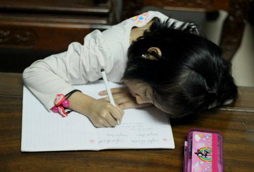 Nhấn vào ảnh để xem kích thước thật
Tên: chamevietepcon.jpg
Lần xem: 559
Kích thước: 54.6 KB