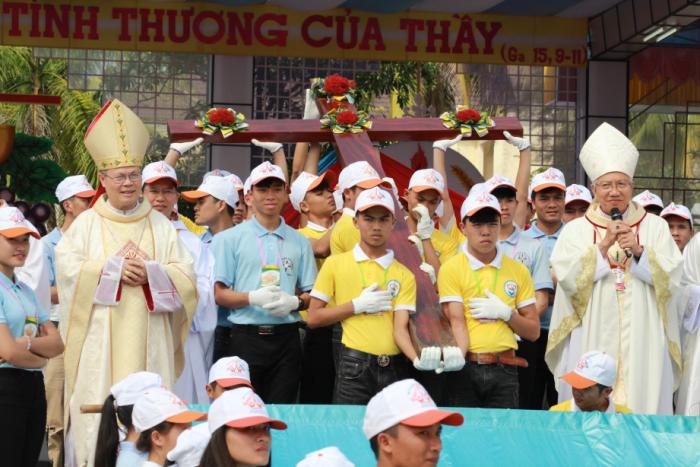 Nhấn vào ảnh để xem kích thước thật
Tên: DHGT-giaotinhHaNoi-XIV-25.jpg
Lần xem: 965
Kích thước: 62.2 KB