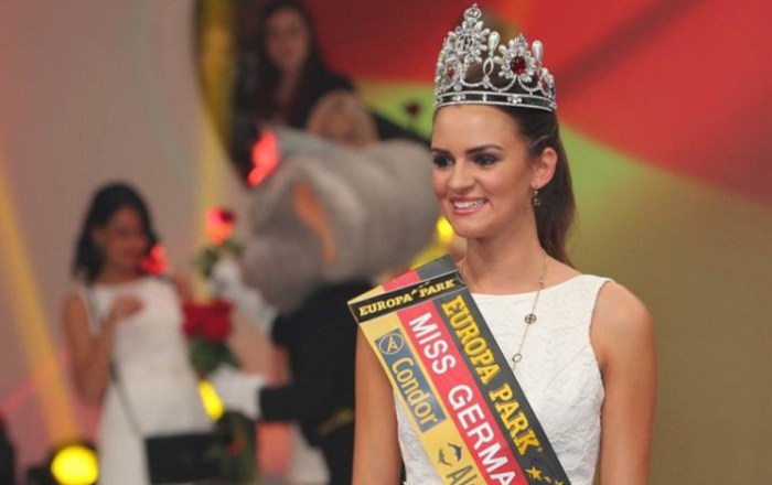 Nhấn vào ảnh để xem kích thước thật
Tên: hoahauduc.jpg
Lần xem: 351
Kích thước: 45.5 KB